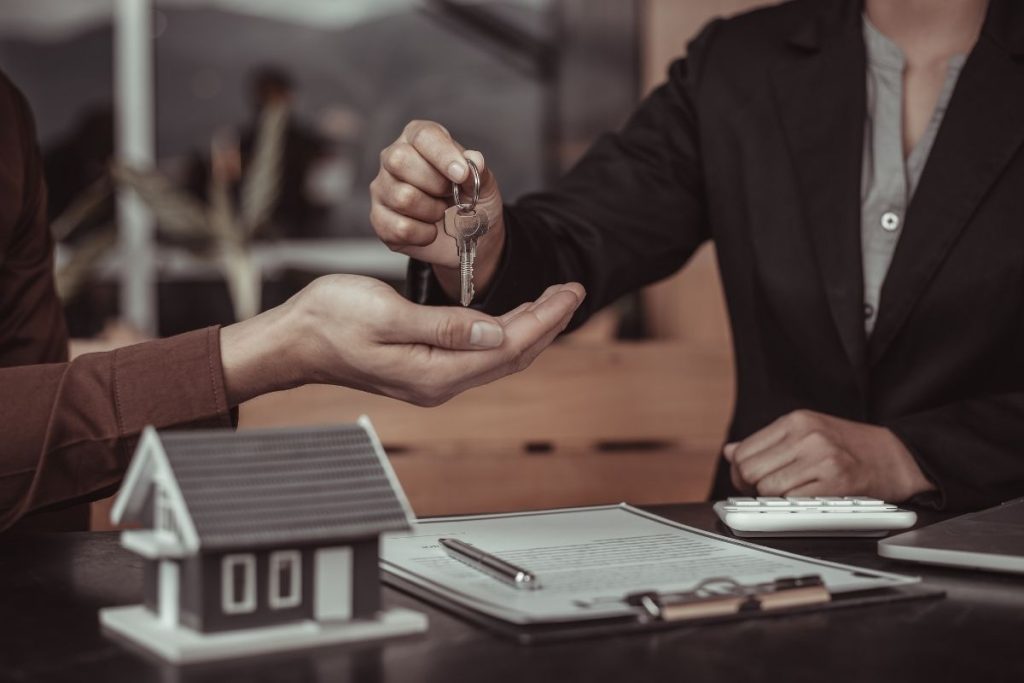 Thinking of Getting into the House Flipping Business? Be Prepared.